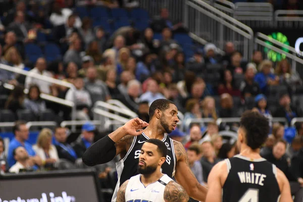 Orlando Magic, 19 Aralık 2018 tarihinde Orlando Florida 'daki Amway Center' da San Antonio Spurs 'a ev sahipliği yapmaktadır.. 