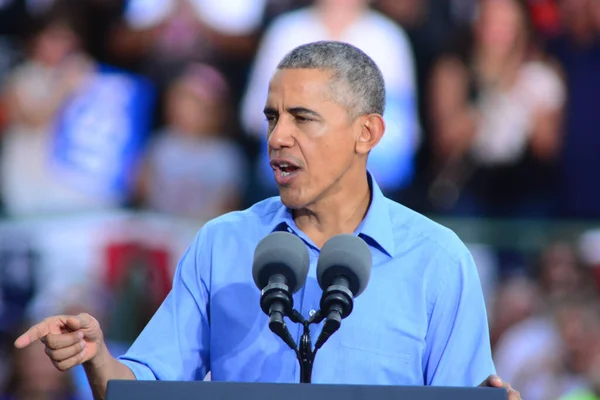 Président Barack Obama Prend Parole Lors Rassemblement Campagne Stade Osceola — Photo