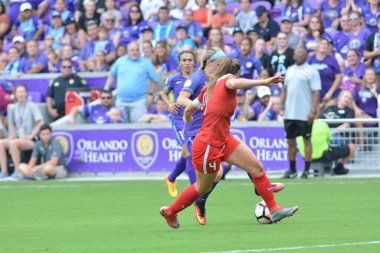 Orlando Pride 22 Nisan 2017 'de Orlando City Stadyumu' nda Washington Spirit 'e ev sahipliği yaptı..  