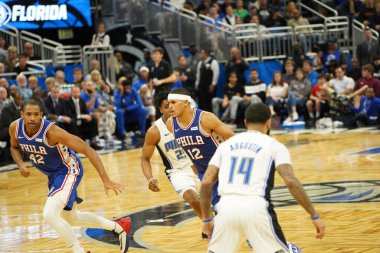 Orlando Magic 27 Aralık 2019 Cuma günü Orlando, Florida 'daki Amway Arena' da Philadelphia 76ers 'a ev sahipliği yapıyor..