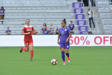 Orlando Pride 22 Nisan 2017 'de Orlando City Stadyumu' nda Washington Spirit 'e ev sahipliği yaptı.. 