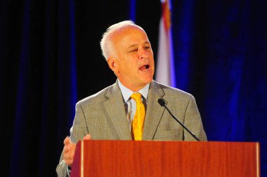 Florida Valisi Rick Scott 13 Ekim 2015 'te Orlando Florida' daki İnanç Sempozyumu 'nda konuşma yapacak. Fotoğraf: Marty Jean-Louis