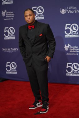 15 Ekim 2019 'da Nashville, Tennessee' deki Linbscome Üniversitesi 'nde verilen 50. GMA Dove Ödülleri sırasında kırmızı halı. 