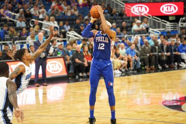 Orlando Magic 13 Ekim 2019 'da Florida, Orlando' daki Amway Center 'da Philadelphia 76ers' a ev sahipliği yaptı..  