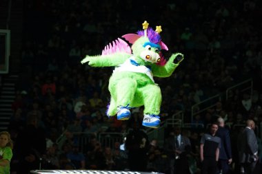 Orlando Magic, 8 Şubat 2020 tarihinde Orlando Florida 'daki Amway' de Milwaukee Bucks 'a ev sahipliği yaptı..  