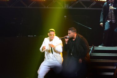 Baba Yankee ve Don Omar 7 Ağustos 2016 'da Orlando Florida' daki Amway Center 'da konser verdiler.. 