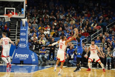 Orlando Magic, 13 Aralık 2019 Cuma günü Orlando, Florida 'daki Amway Center' da Houston Rockets 'a ev sahipliği yapıyor.