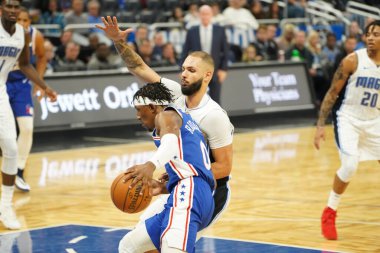Orlando Magic 27 Aralık 2019 Cuma günü Orlando, Florida 'daki Amway Arena' da Philadelphia 76ers 'a ev sahipliği yapıyor..