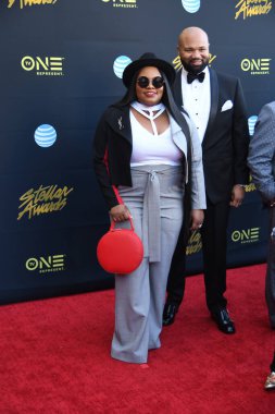 24 Mart 2018 Cumartesi günü Las Vegas 'taki Orleans Resort' ta düzenlenen 33. Yıldız Ödülleri Kırmızı Halı sırasında ünlüler. 