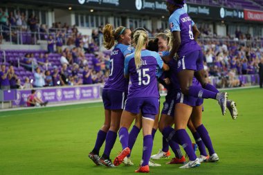Foto Prides, 11 Mayıs 2019 Cumartesi günü Orlando City Stadyumu 'nda Portland Thorns FC' ye ev sahipliği yapıyor..