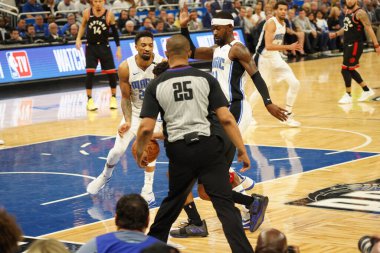 Orlando Magic 19 Nisan 2019 Cuma günü Orlando Florida 'daki Amway Arena' daki NBA Playoff 1 'de Toronto Rapçileri' ne ev sahipliği yapıyor.