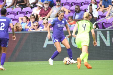 Orlando Pride 21 Temmuz 2018 'de Orlando Florida' daki Exploria Stadyumu 'nda Seattle Reign FC' ye ev sahipliği yapmaktadır. Fotoğraf: Marty Jean-Louis
