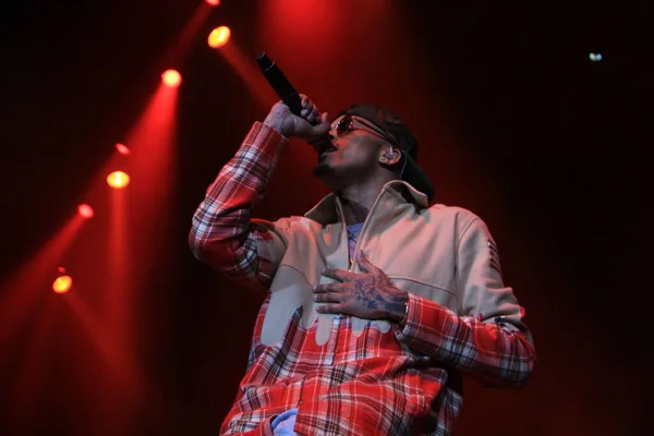 Singer Usher Performs Amway Center Orlando Florida 2015 — 스톡 사진