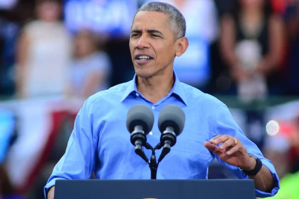 Président Barack Obama Prend Parole Lors Rassemblement Campagne Stade Osceola — Photo