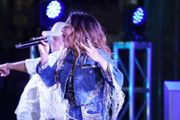 Singer Ally Brooke Post Match Concert Rendező Pepsi Exploria Stadionban — Stock Fotó