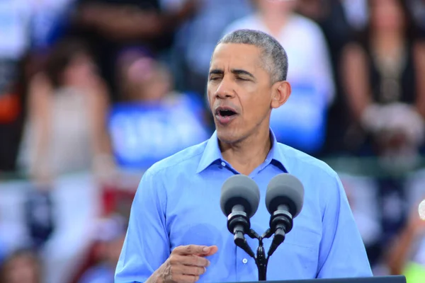 Prezident Barack Obama Vystoupí Shromáždění Kampaně Stadionu Osceola Heritage Park — Stock fotografie