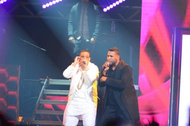 Baba Yankee ve Don Omar 7 Ağustos 2016 'da Orlando Florida' daki Amway Center 'da konser verdiler..  