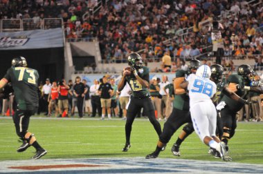 Kuzey Carolina 29 Aralık 2015 tarihinde Orlando Florida 'daki Kamp Dünya Stadyumu' nda oynanan Russell Atletizm Kupası 'nda Baylor ile karşılaşacak.. 