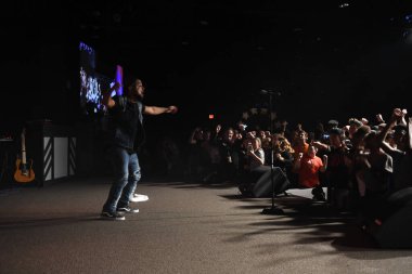 Crossover Kilisesi, 6 Ekim 2018 'de Tampa Florida' daki Crossover Kilisesi 'nde iki yıllık lezzet festivaline ev sahipliği yapıyor..  