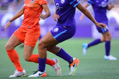 Orlando Pride sunucusu Houston Dash 23 Haziran 2016 'da Orlando Florida' daki Dünya Kampı Stadyumu 'nda..