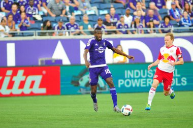 Orlando City SC, 6 Mayıs 2016 'da Orlando Florida' daki Dünya Kampı Stadyumu 'nda New York Red Bulls' a ev sahipliği yaptı.. 