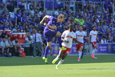 Orlando City SC, 9 Nisan 2019 'da Orlando, Florida' daki Citrus Bowl 'da New York Red Bulls' a ev sahipliği yapıyor..  