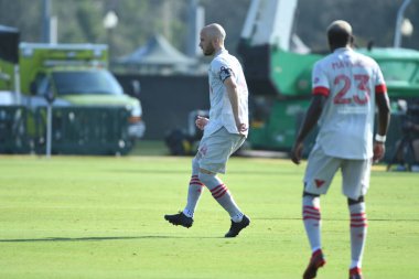 Toronto FC, 13 Temmuz 2020 tarihinde Orlando Florida 'da düzenlenen ESPN Wild World of Sports' ta düzenlenen MLS Back Tournament sırasında D.C. United ile karşı karşıya geldi..  