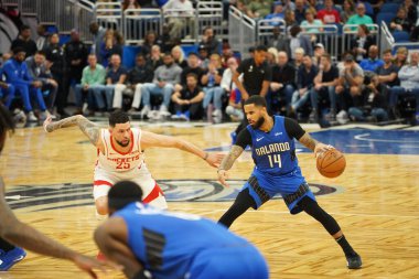 Orlando Magic, 13 Aralık 2019 Cuma günü Orlando, Florida 'daki Amway Center' da Houston Rockets 'a ev sahipliği yapıyor.
