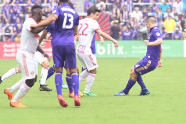 Orlando City, 31 Mart 2018 'de Orlando Florida' daki Exploria Stadyumu 'nda New York Red Bulls' a ev sahipliği yaptı..  
