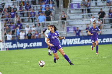 Orlando Pride, 23 Mayıs 2018 'de Orlando Florida' daki Exploria Stadyumu 'nda Kuzey Carolina Cesareti' ne ev sahipliği yapmaktadır..  