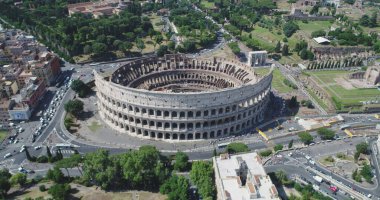 İtalya 'nın Roma' daki ünlü mezarının havadan görünüşü.. 