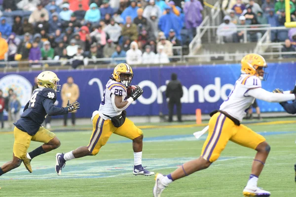 Notre Dame Twarz Lsu Podczas Citrus Bowl Camping World Stadium — Zdjęcie stockowe