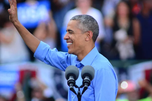 Prezydent Barack Obama Przemawia Wiecu Kampanii Stadionie Osceola Heritage Park — Zdjęcie stockowe