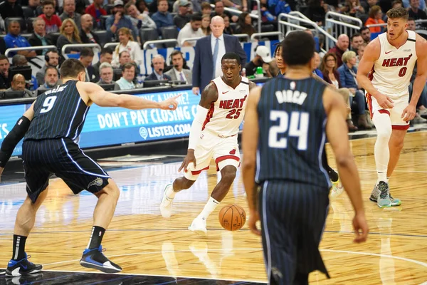 Orlando Magic Φιλοξενεί Μαϊάμι Χιτ Στο Amway Center Στο Ορλάντο — Φωτογραφία Αρχείου