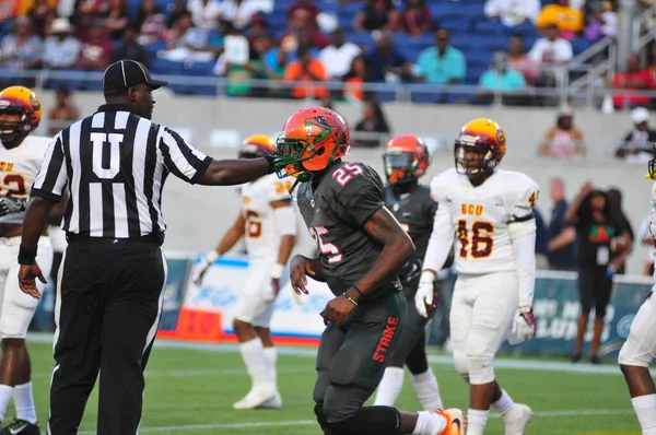 Florida Rattlers Enfrentar Bethune Cookman Wildcats Durig Clássicos Flórida Estádio — Fotografia de Stock