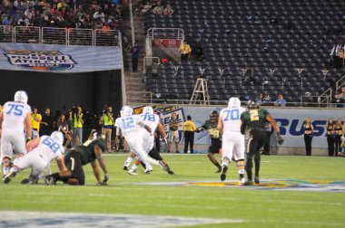 Kuzey Carolina 29 Aralık 2015 tarihinde Orlando Florida 'daki Kamp Dünya Stadyumu' nda oynanan Russell Atletizm Kupası 'nda Baylor ile karşılaşacak..