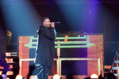 Baba Yankee ve Don Omar 7 Ağustos 2016 'da Orlando Florida' daki Amway Center 'da konser verdiler..  