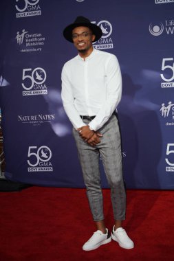 15 Ekim 2019 'da Nashville, Tennessee' deki Linbscome Üniversitesi 'nde verilen 50. GMA Dove Ödülleri sırasında kırmızı halı. 