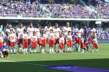 Orlando City SC, 9 Nisan 2019 'da Orlando, Florida' daki Citrus Bowl 'da New York Red Bulls' a ev sahipliği yapıyor..  