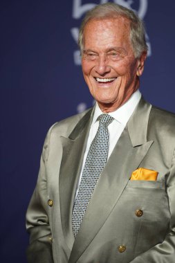 15 Ekim 2019 'da Nashville, Tennessee' deki Linbscome Üniversitesi 'nde verilen 50. GMA Dove Ödülleri sırasında kırmızı halı.