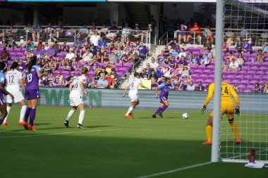 Orlando Pride 14 Nisan 2019 'da Orlando City Stadyumu' nda Portand Thorns 'a ev sahipliği yapıyor.