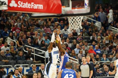 Orlando Magic 27 Aralık 2019 Cuma günü Orlando, Florida 'daki Amway Arena' da Philadelphia 76ers 'a ev sahipliği yapıyor..
