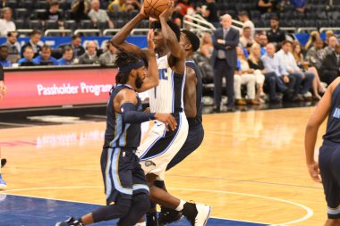 Orlando Magic 10 Ekim 2018 tarihinde Orlando Florda 'daki Amway Center' da Memphis Grizzilies 'e ev sahipliği yaptı.. 
