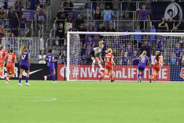 Orlando Pride 28 Haziran 2018 'de Orlando City Stadyumu' nda Houston Dash 'e ev sahipliği yaptı..  