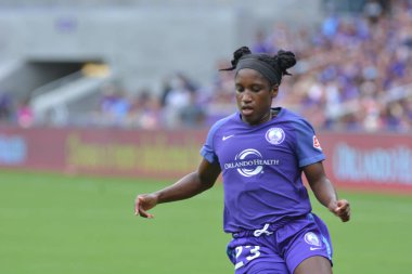 Orlando Pride 22 Nisan 2017 'de Orlando City Stadyumu' nda Washington Spirit 'e ev sahipliği yaptı..  