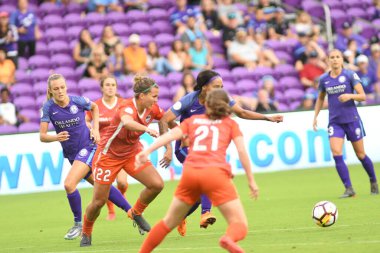 Orlando Pride, 27 Haziran 2018 tarihinde Orlando City Stadyumu 'nda Houston Dash' e ev sahipliği yaptı..  