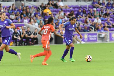 Orlando Pride 28 Haziran 2018 'de Orlando City Stadyumu' nda Houston Dash 'e ev sahipliği yaptı..  