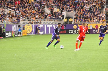 Orlando City SC, 8 Mayıs 2015 'te Florida' daki Kamp Dünyası Stadyumu 'nda Los Angeles Galaksisi' ne ev sahipliği yaptı.. 