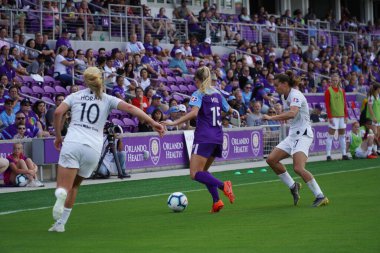 Orlando Pride 14 Nisan 2019 'da Orlando City Stadyumu' nda Portand Thorns 'a ev sahipliği yapıyor.