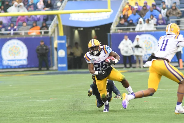 Notre Dame Twarz Lsu Podczas Citrus Bowl Camping World Stadium — Zdjęcie stockowe